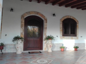 VILLA HELENA